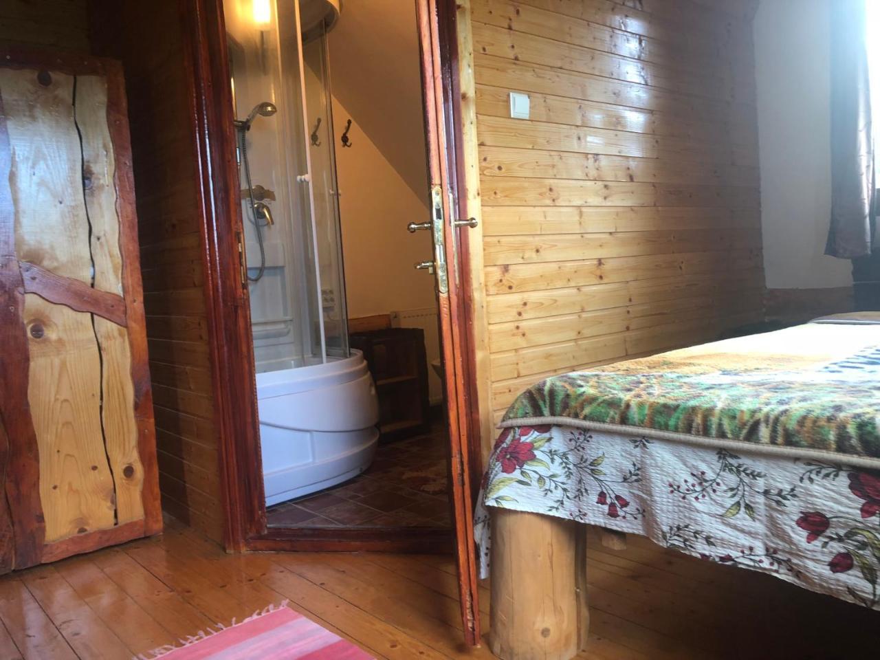 Hot Tub Chalet Retreat Villa Braşov Eksteriør bilde