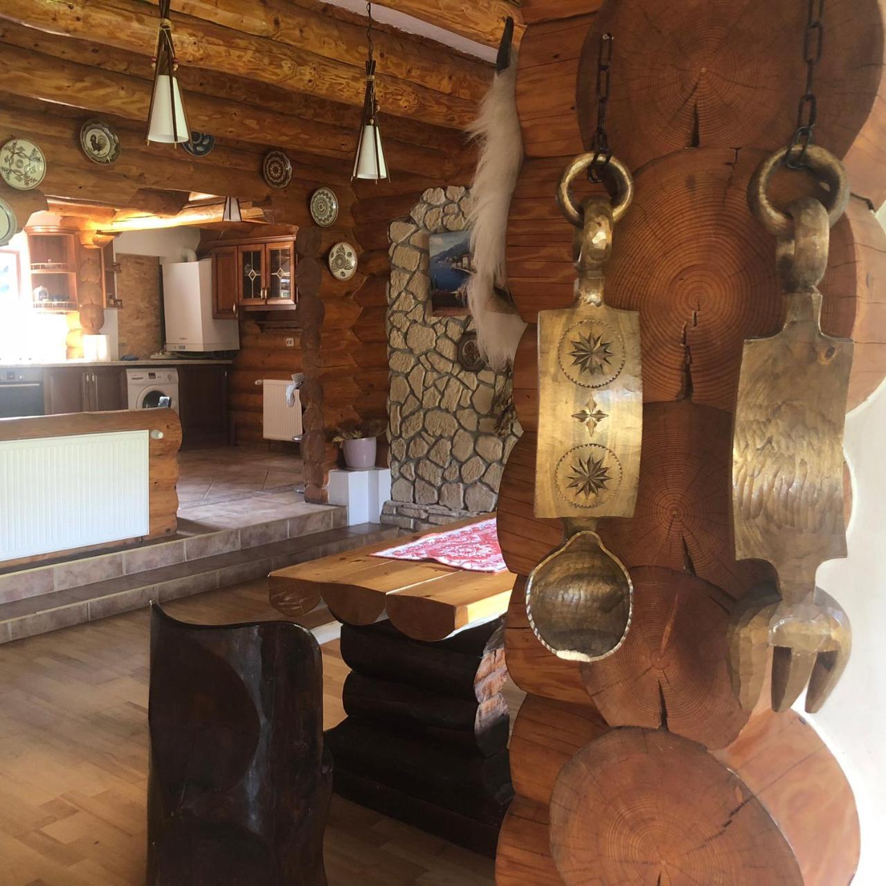 Hot Tub Chalet Retreat Villa Braşov Eksteriør bilde